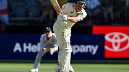 Australia vs England Ashes 2nd Test Day 1 Odds & Prediction